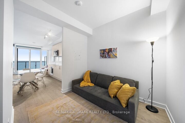 Property Photo: 1928 Lake Shore Boulevard W 2907 ON M6S 0B1