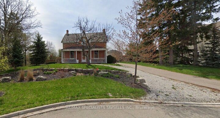 82 Cobblestone Court — photo 1
