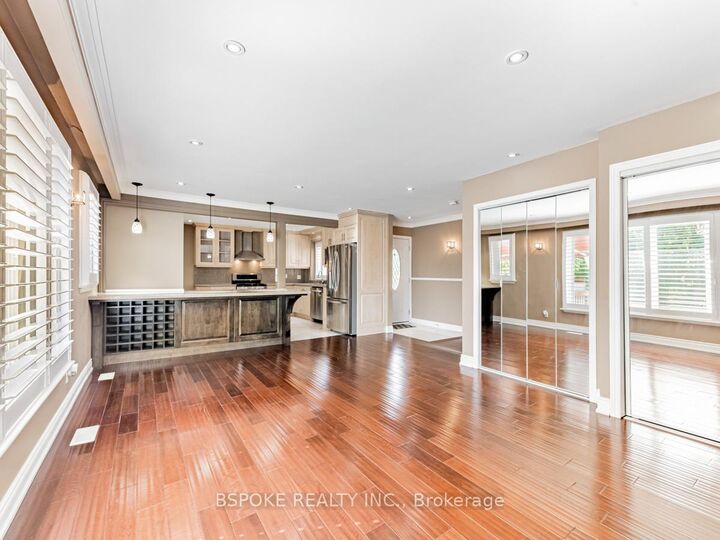 Property Photo: 252 Thistle Down Boulevard Upper ON M9V 1K7