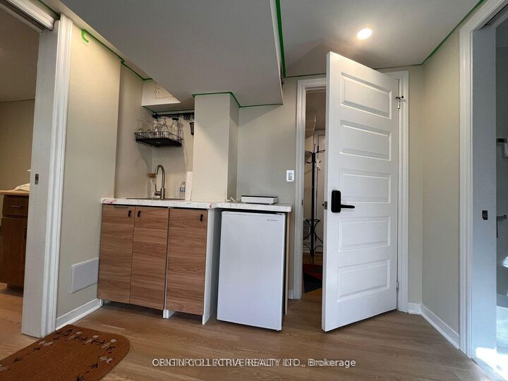 Property Photo:  280 Thirtieth Street  ON M8W 3E3 