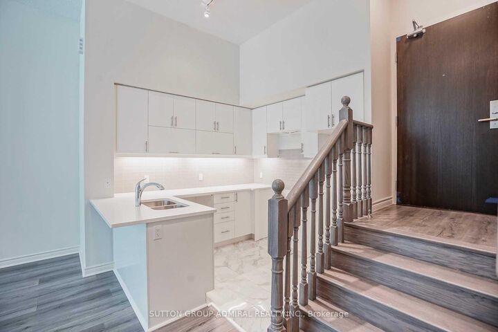 Property Photo: 39 Annie Craig Drive Th 104 ON M8V 0C5