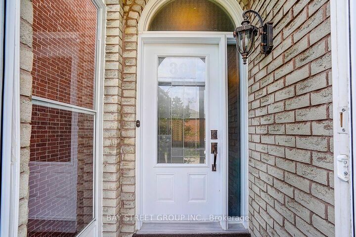 Property Photo: 304 Charlton Avenue ON L4J 6H4