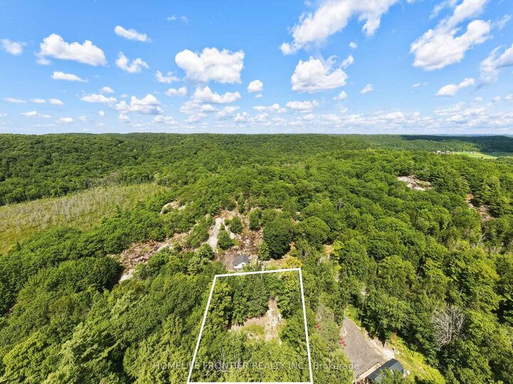Property Photo: 1550 Mary Lake Road ON P1H 2J3