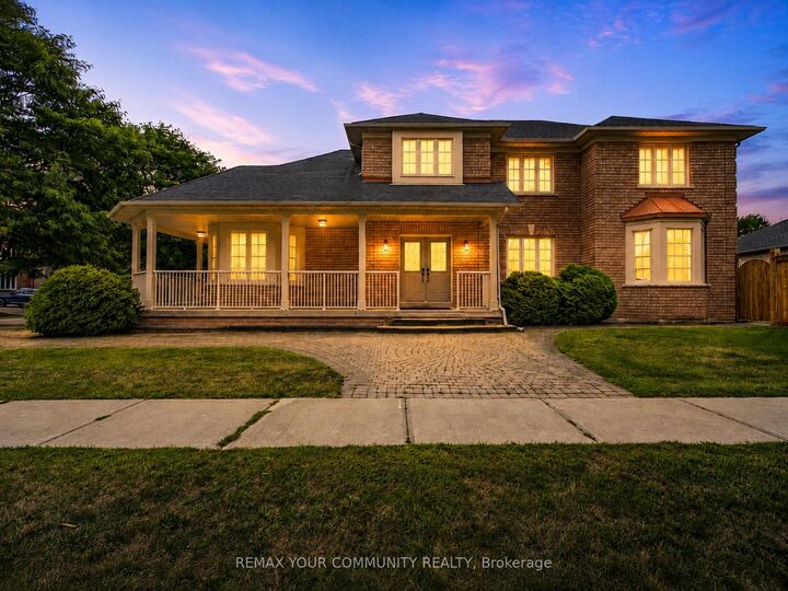 Property Photo:  20 Fern Avenue  ON L4B 3R6 