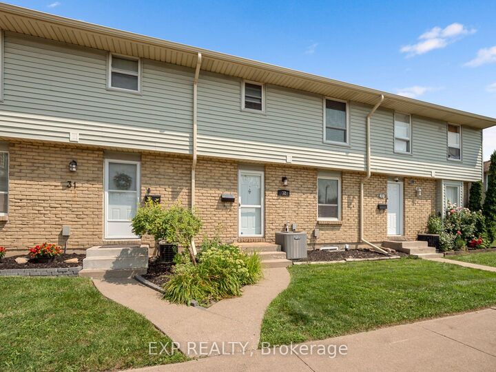 242 Lakeport Road 32 — photo 1