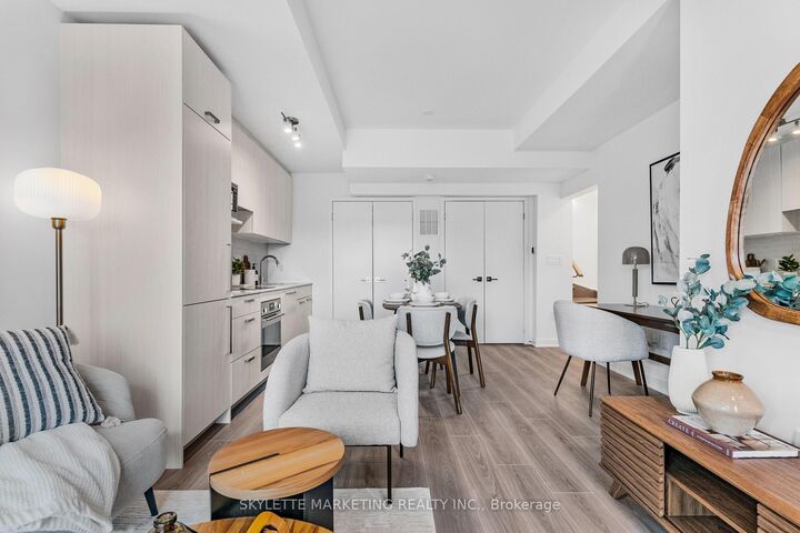 Property Photo:  75 Curlew Drive S 13  ON M3A 0B1 
