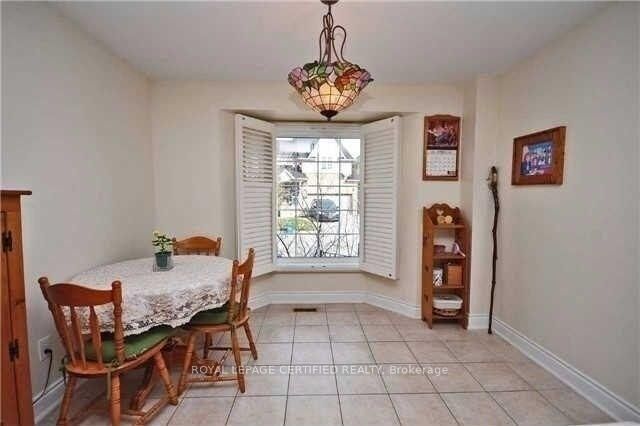 Property Photo: 612 Caldwell Crescent ON L9T 0H4