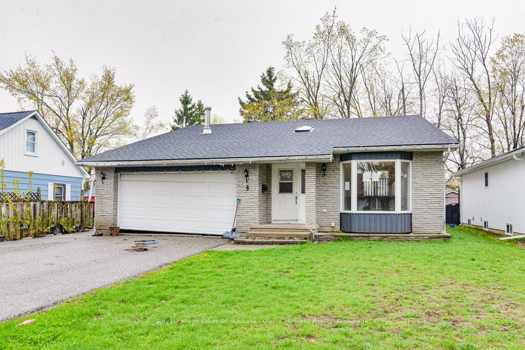 Property Photo:  8 Edna Street  ON L3V 6G4 