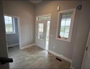 Property Photo:  39 Stately Drive  ON L9Z 0L9 
