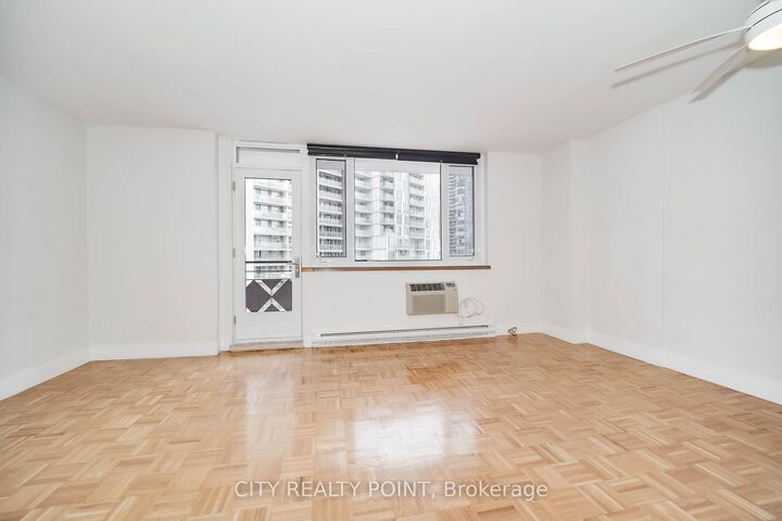 Property Photo:  55 Isabella Street 1204  ON M4Y 1M8 