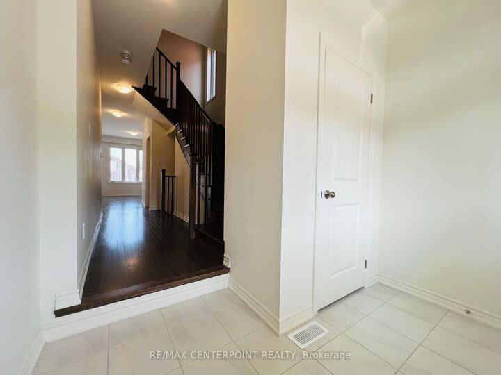 Property Photo:  43 O'Reilly Street  ON L1P 1Y2 
