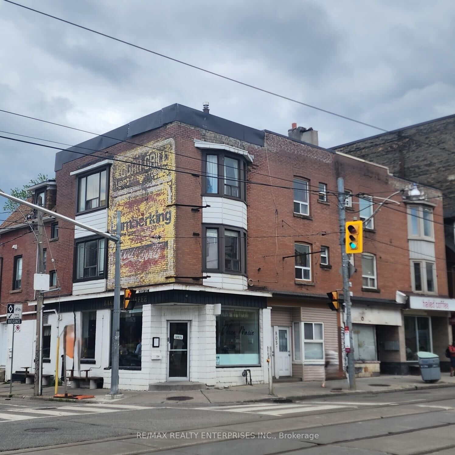 Property Photo:  488 Logan Avenue  ON M4M 1Y5 