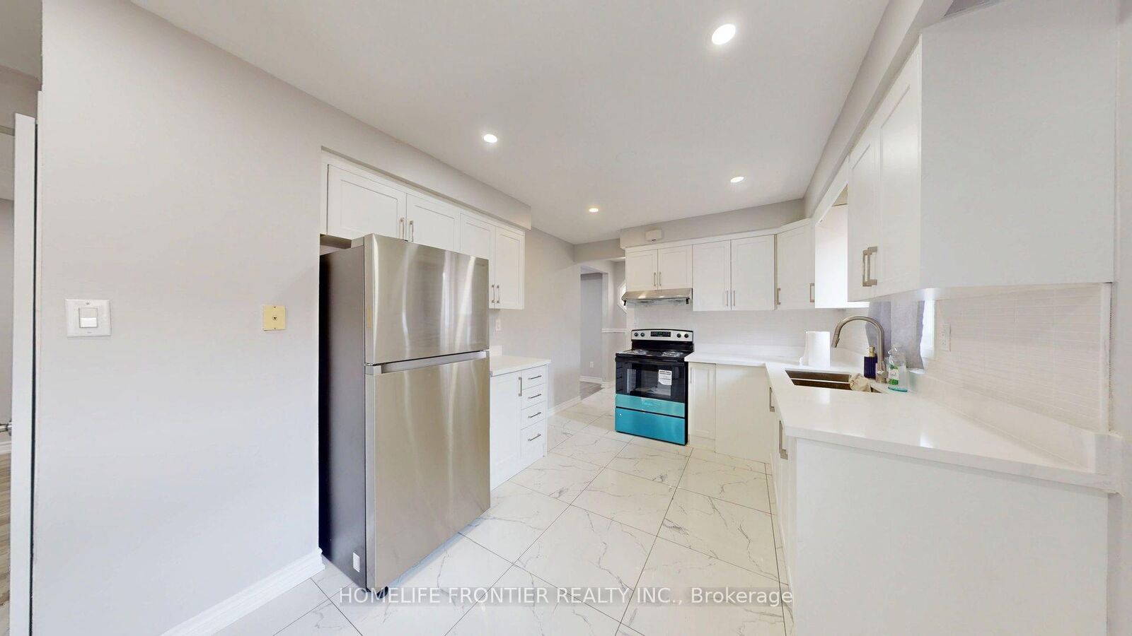 Property Photo:  337 Hansen Road N Upper  ON L6V 2Y2 