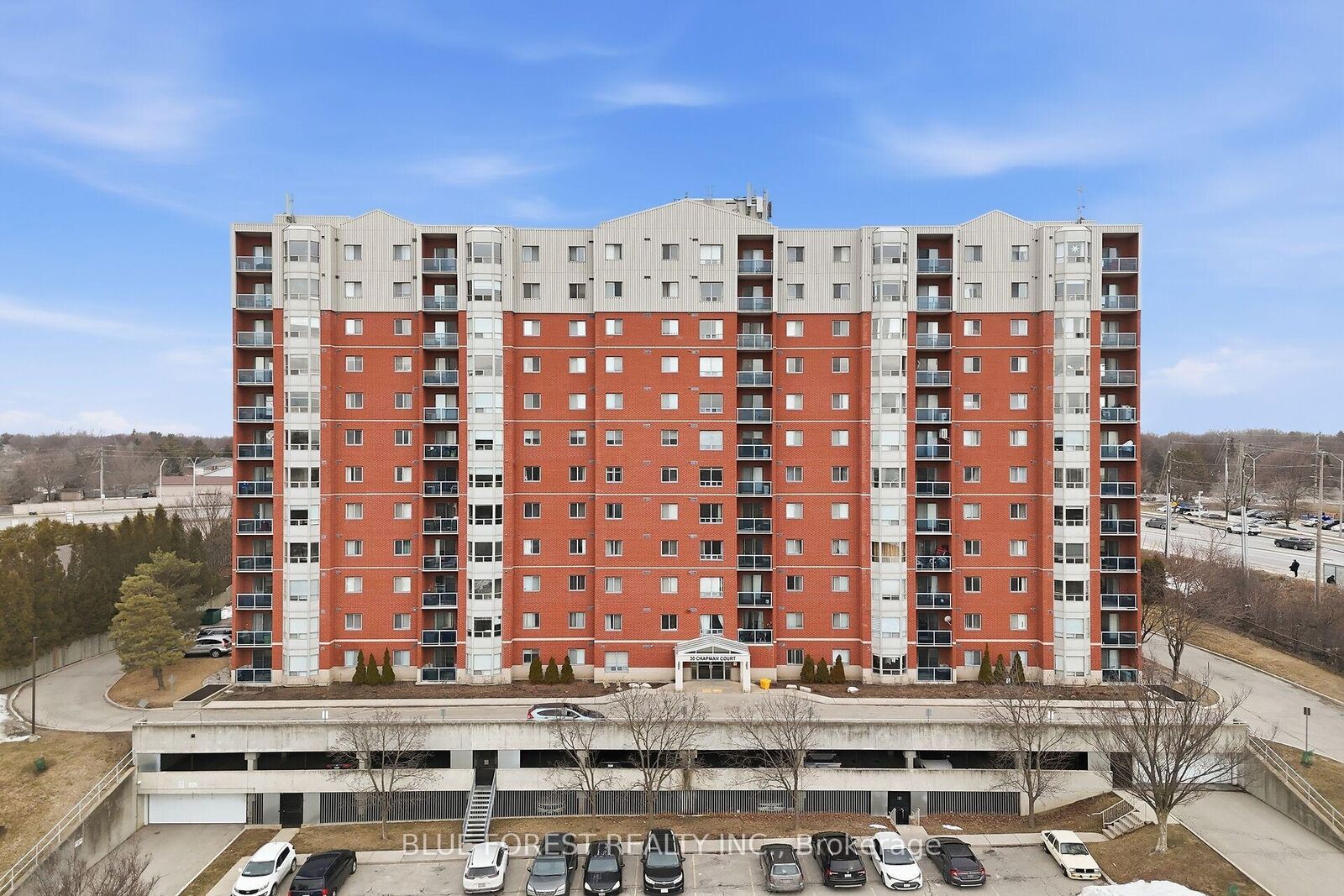 Property Photo: 30 Chapman Court 607 ON N6G 4Y4