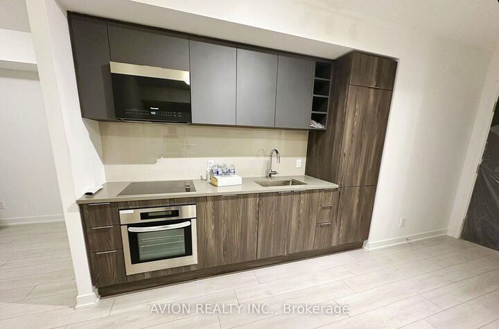 Photo de la propriété: 2033 Kennedy Road 3209 ON M1T 0B9