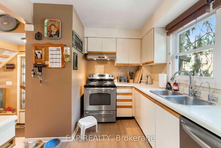 Property Photo: 1 Quarry Court ON M4J 5A6