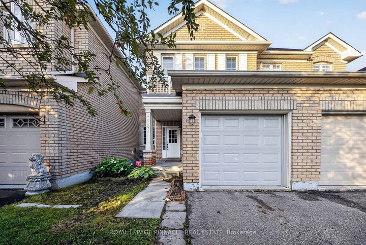 Property Photo: 787 Avocado Crescent ON L5W 1H4