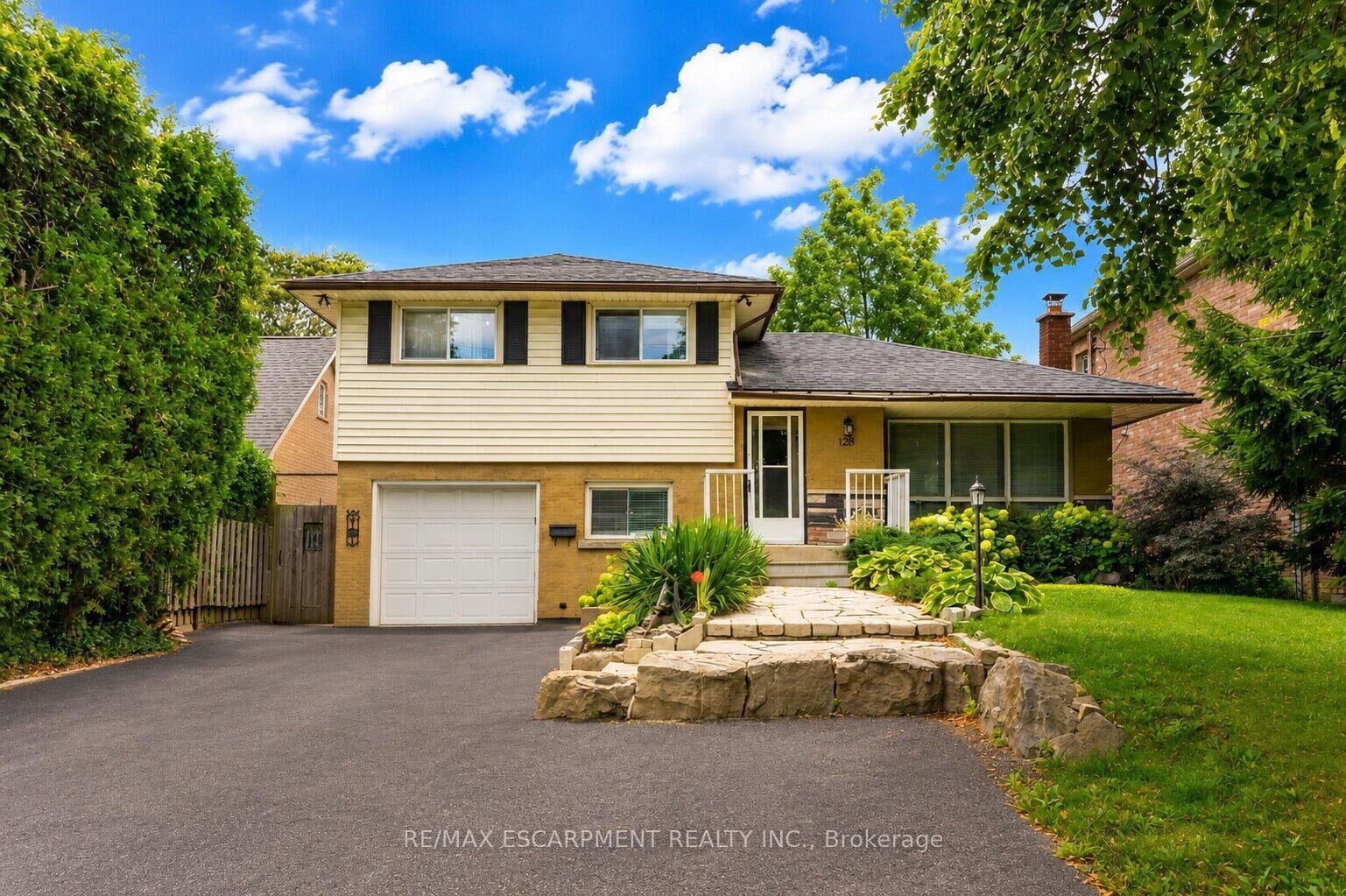 Property Photo: 120 Stone Church Road W ON L9B 1A3