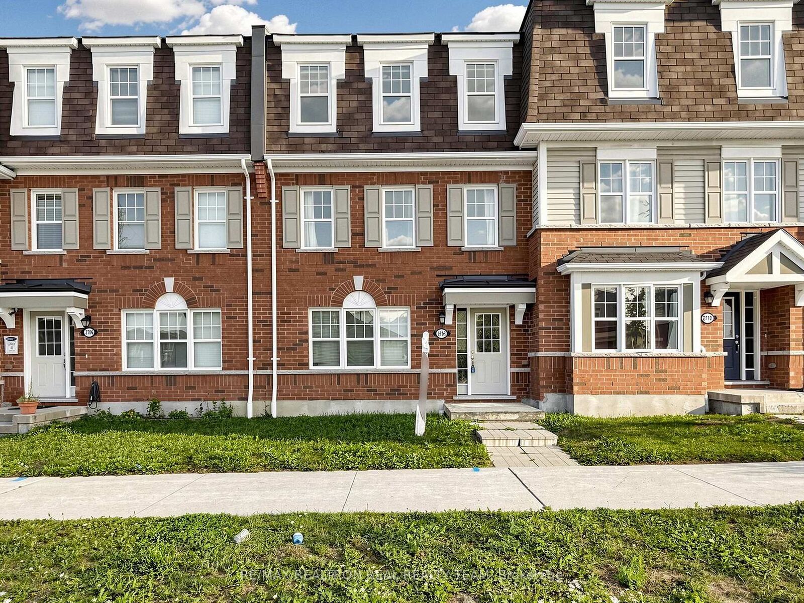 Property Photo: 2708 Burkholder Drive ON L1X 0G2
