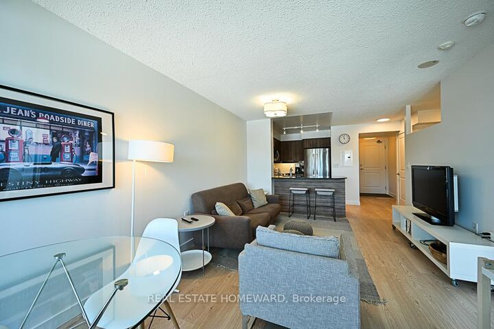 Property Photo: 125 Western Battery Road 913 ON M6K 3R8