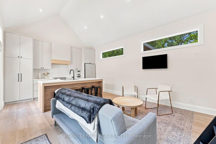 Property Photo: 23 Mark Street ON L4G 1L4