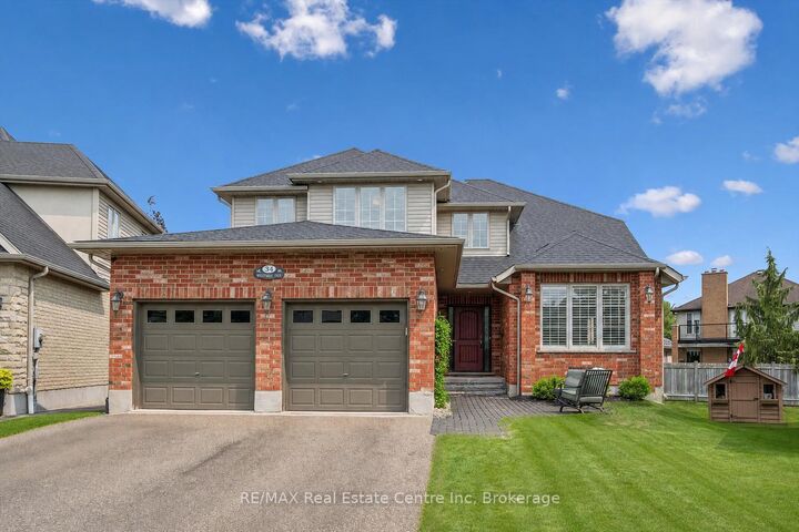 34 Whetstone Crescent — photo 1