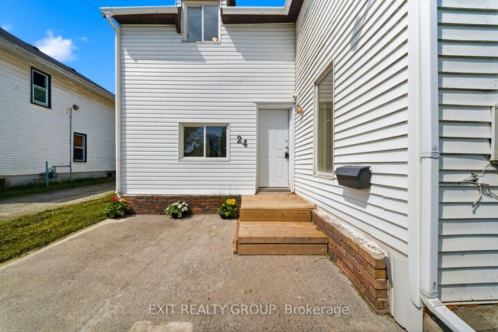 Property Photo:  24 Albion Street  ON K8N 3R8 