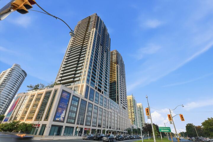 Property Photo:  1926 Lake Shore Boulevard W 3310  ON M6S 1A1 