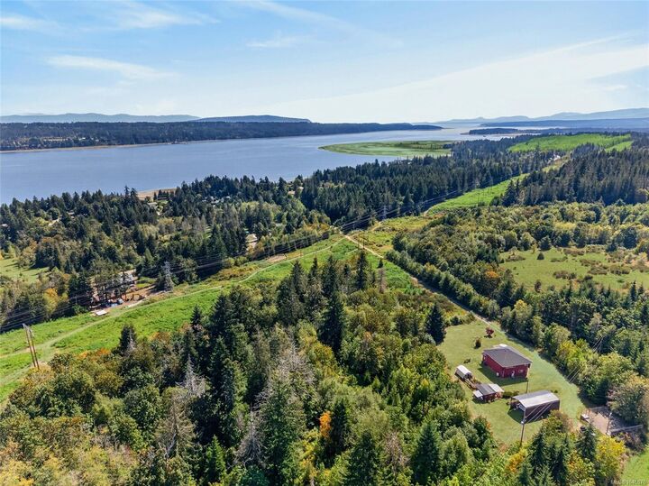 Property Photo:  510 McKay Rd  BC V0R 1W0 