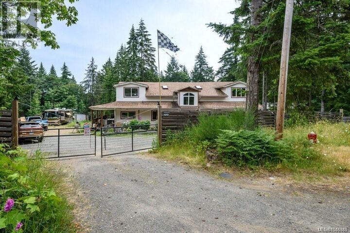 2524 Macaulay Rd — photo 1
