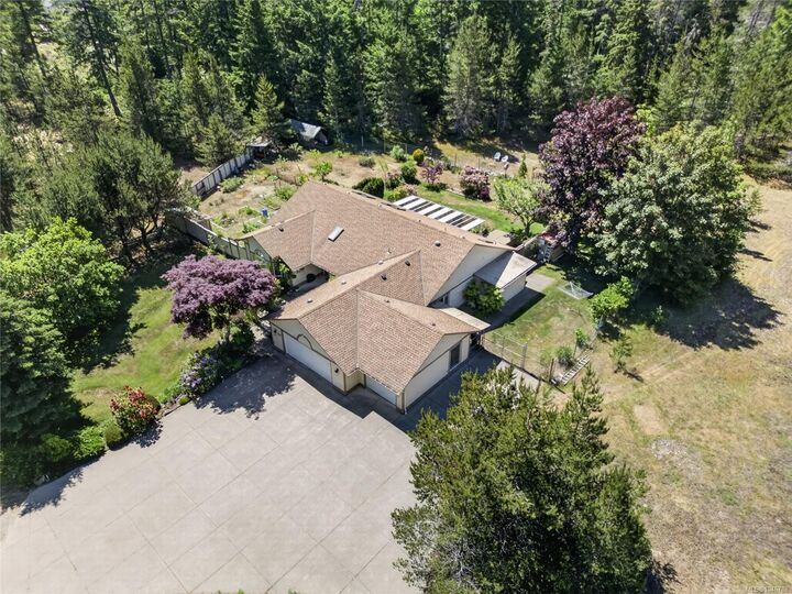 657 Sierra Pines Rd — photo 1