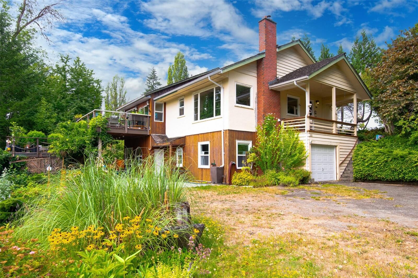 Property Photo:  5330 Falls St  BC V9Y 7K2 