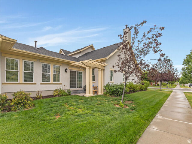 Property Photo:  5049 W Rambutan Way S  UT 84009 