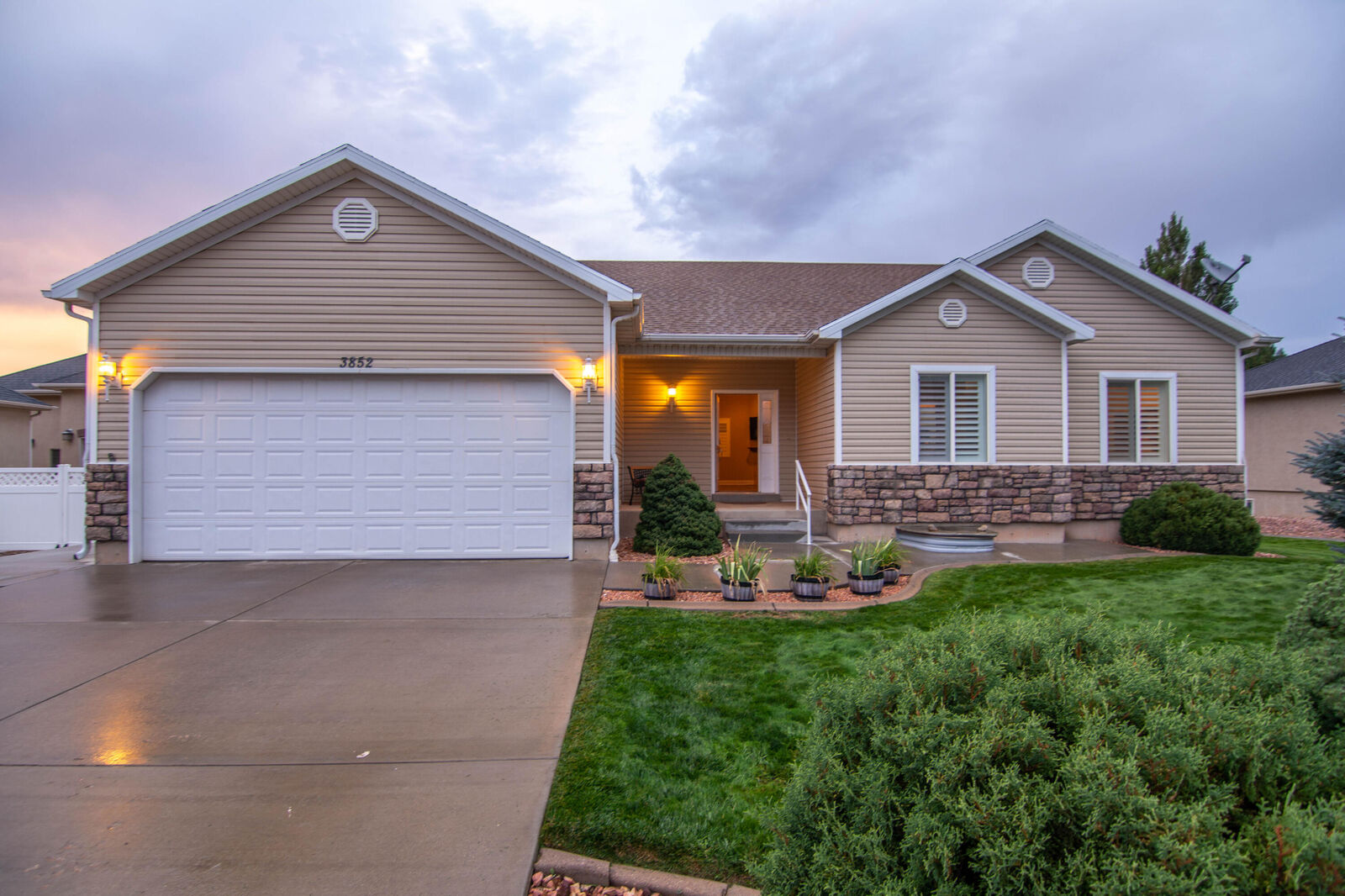 Property Photo: 3852 W 1475 N N UT 84721