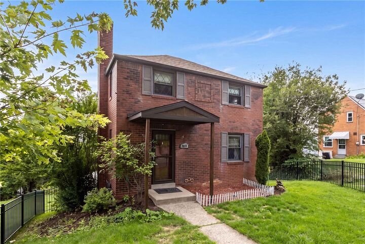 Property Photo:  2402 Hillview Street  PA 15234 