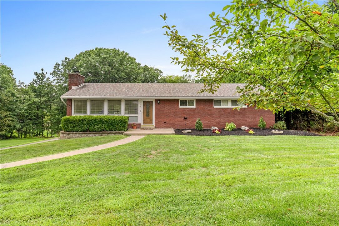 Property Photo:  336 Maple Rd  PA 15239 