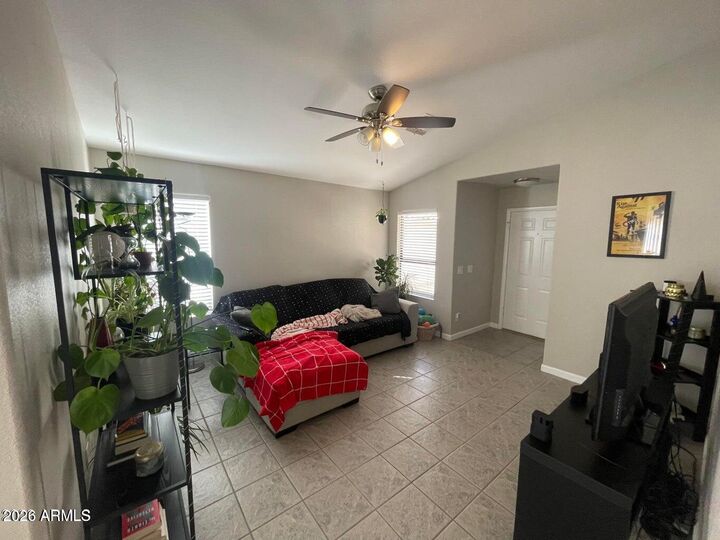 Property Photo: 2157 E Crest Lane AZ 85024
