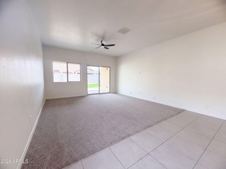 Property Photo:  810 W Whistling Thorn Avenue  AZ 85140 