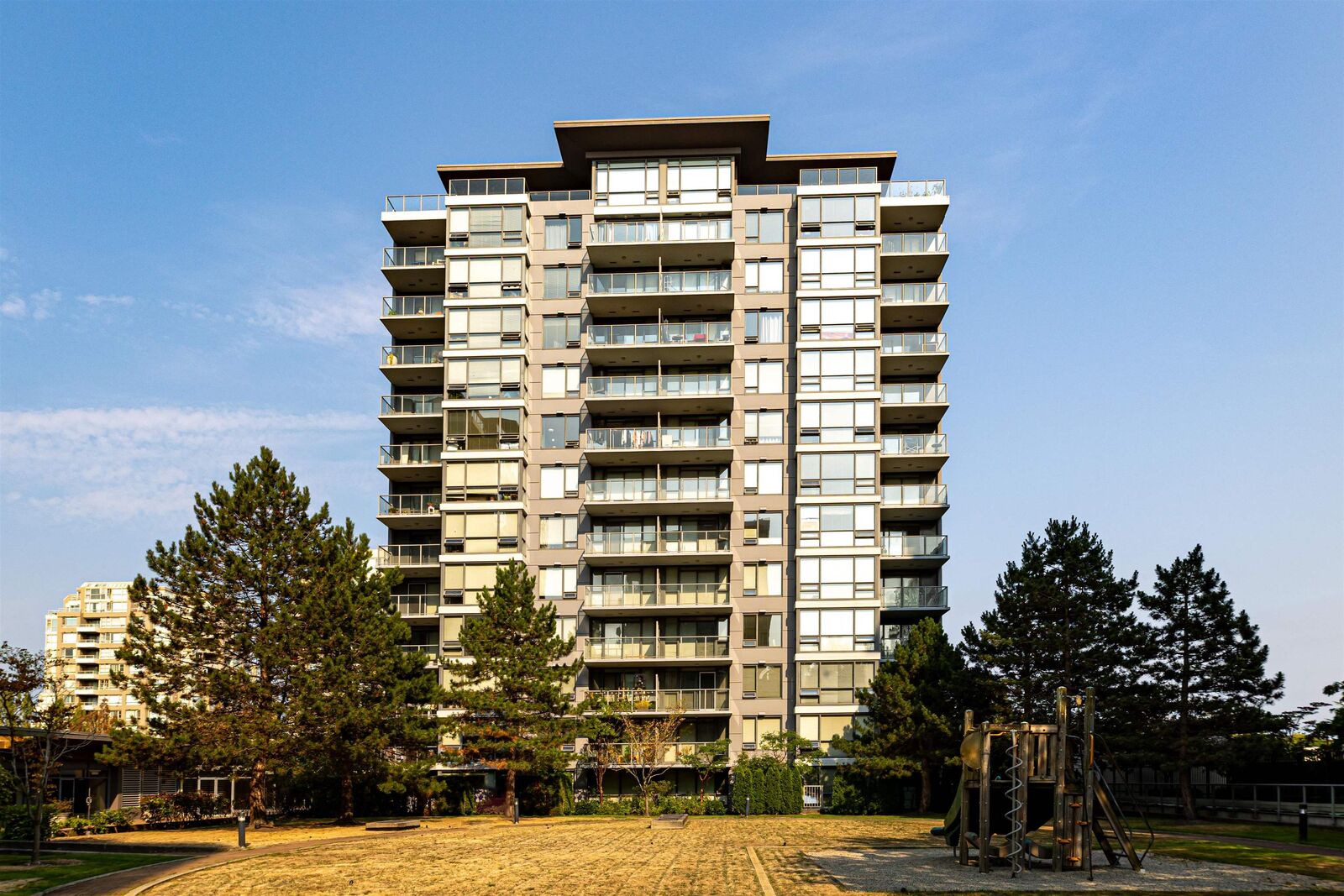 Property Photo: 8100 Saba Road 512 BC V6Y 4H1
