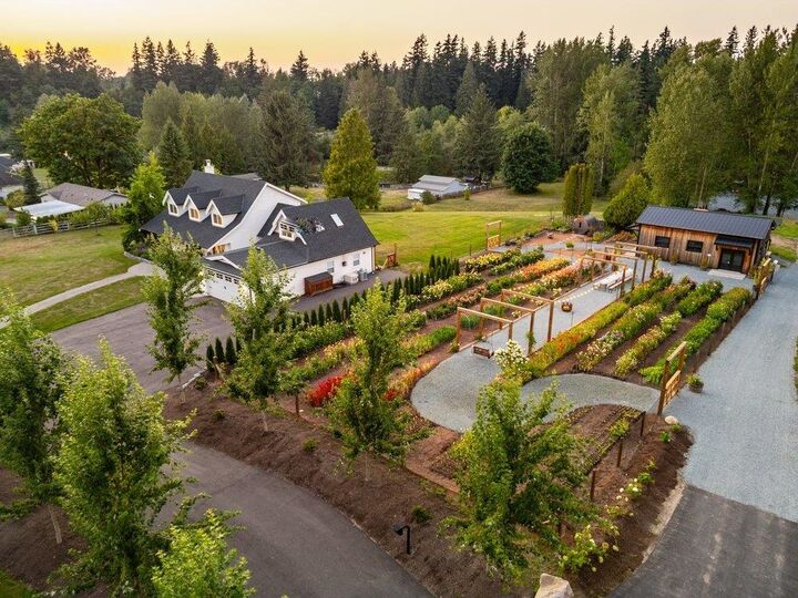Property Photo: 23873 12 Avenue BC V2Z 2Y2