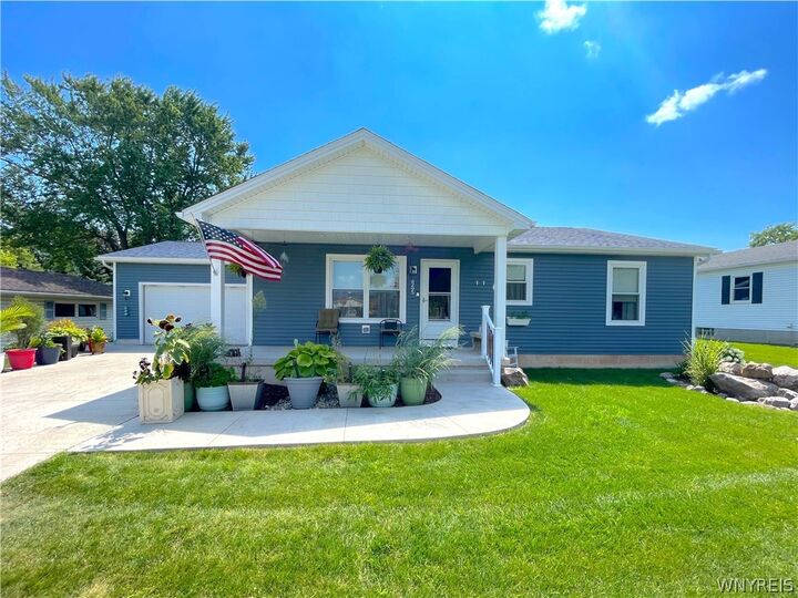 Property Photo: 8295 E Britton Drive NY 14304