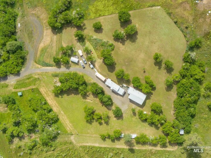 Property Photo:  216 Ferguson Road  ID 83552 