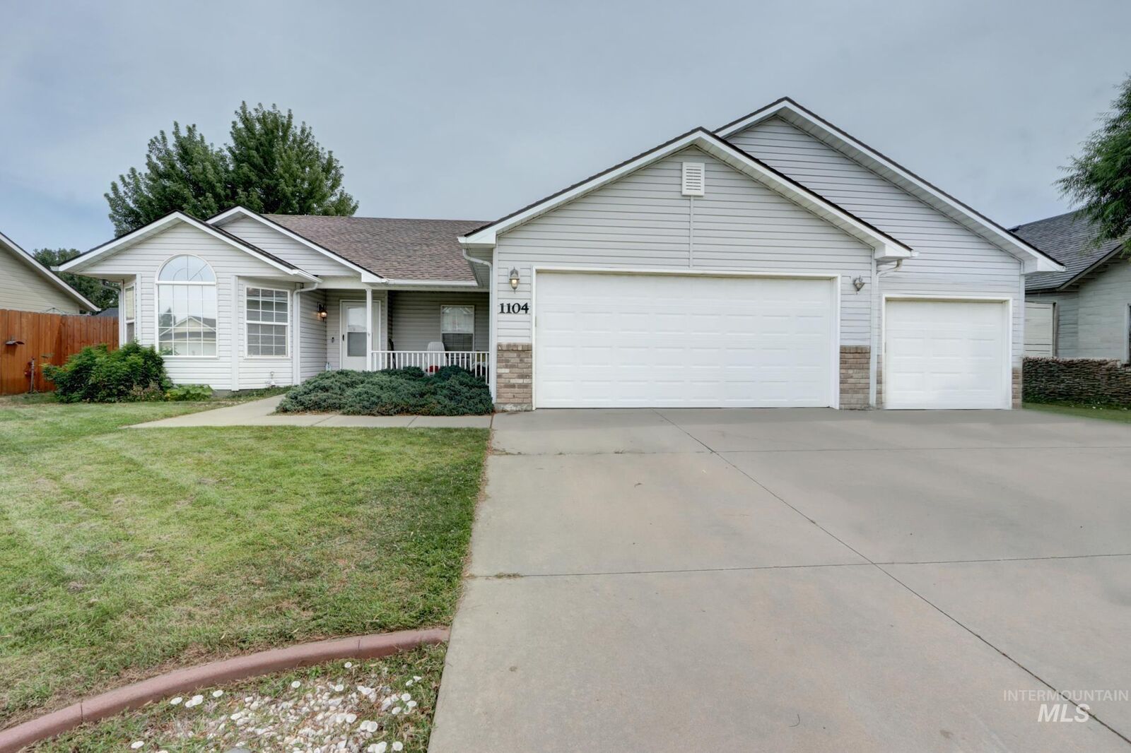 Property Photo:  1104 Vanity Peak Dr  ID 83617 