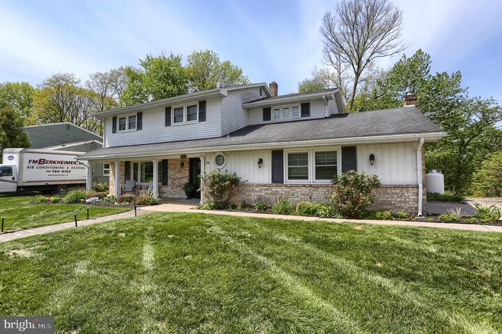 Property Photo:  238 Green Lane Drive  PA 17011 