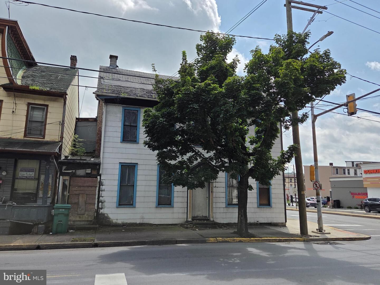 Property Photo:  116 W Sunbury Street  PA 17872 