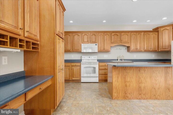 Property Photo: 1845 Meridian Drive MD 21742