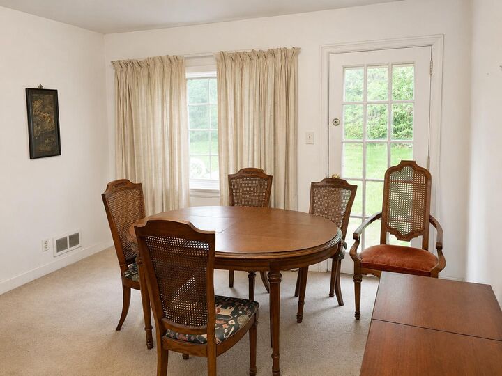 Property Photo: 3913 Rose Lane VA 22003
