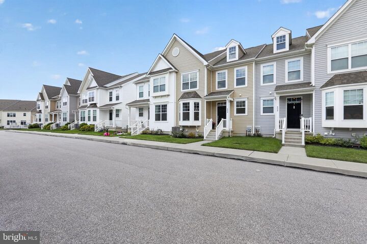 Property Photo: 604 Albion Place PA 19335