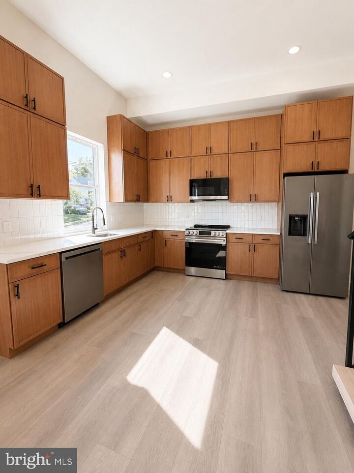Property Photo: 21 Cadwallader Court PA 19067