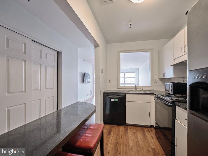 Property Photo: 3 N Chris Columbus Boulevard Md329 PA 19106